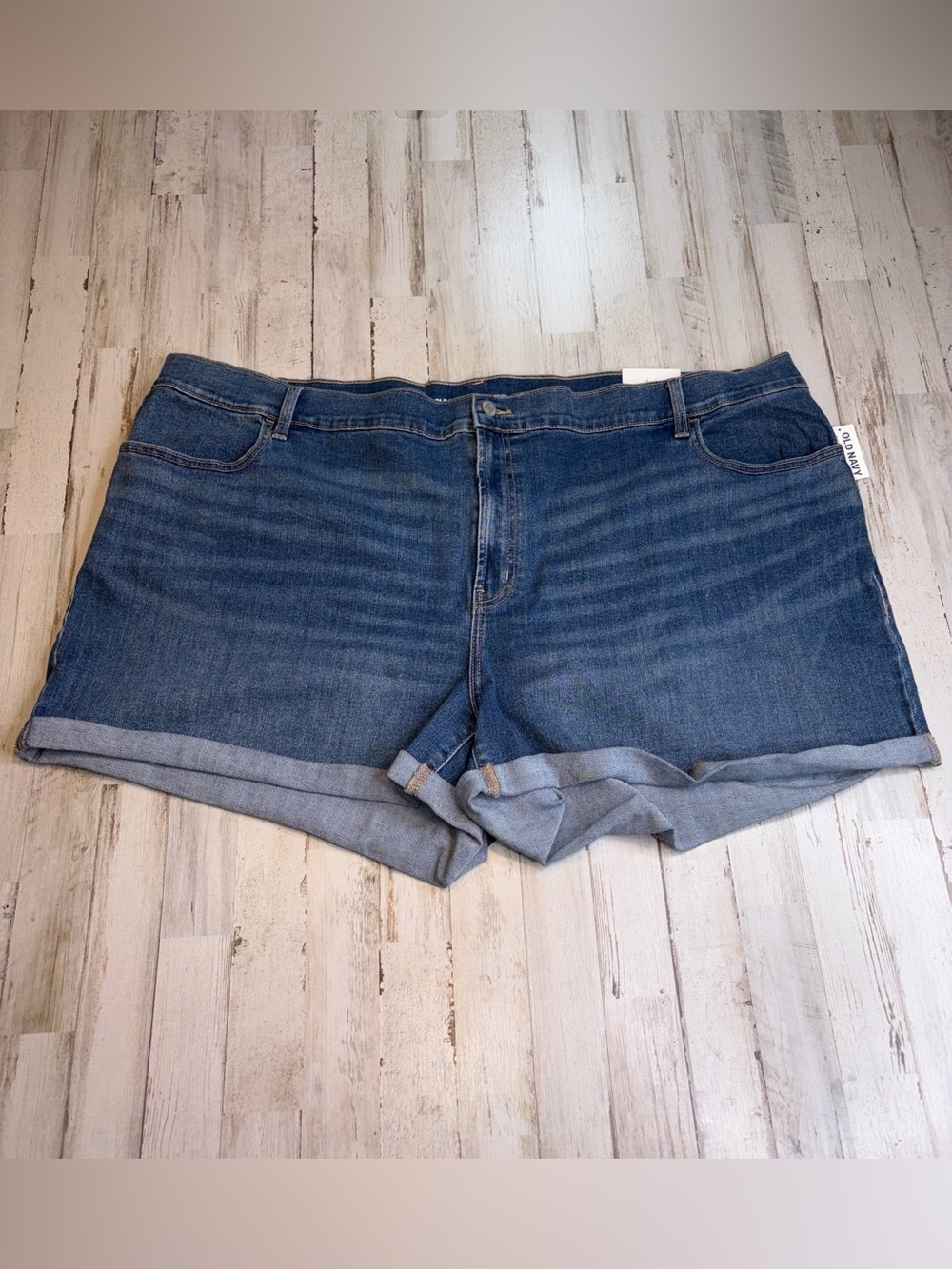 Old Navy Mid Rise Boyfriend Dark Blue Rolled Cuffed Denim Shorts Plus Sz 26 NWT!